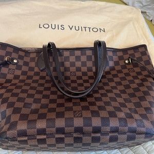 Louis Vuitton Neverfull MM